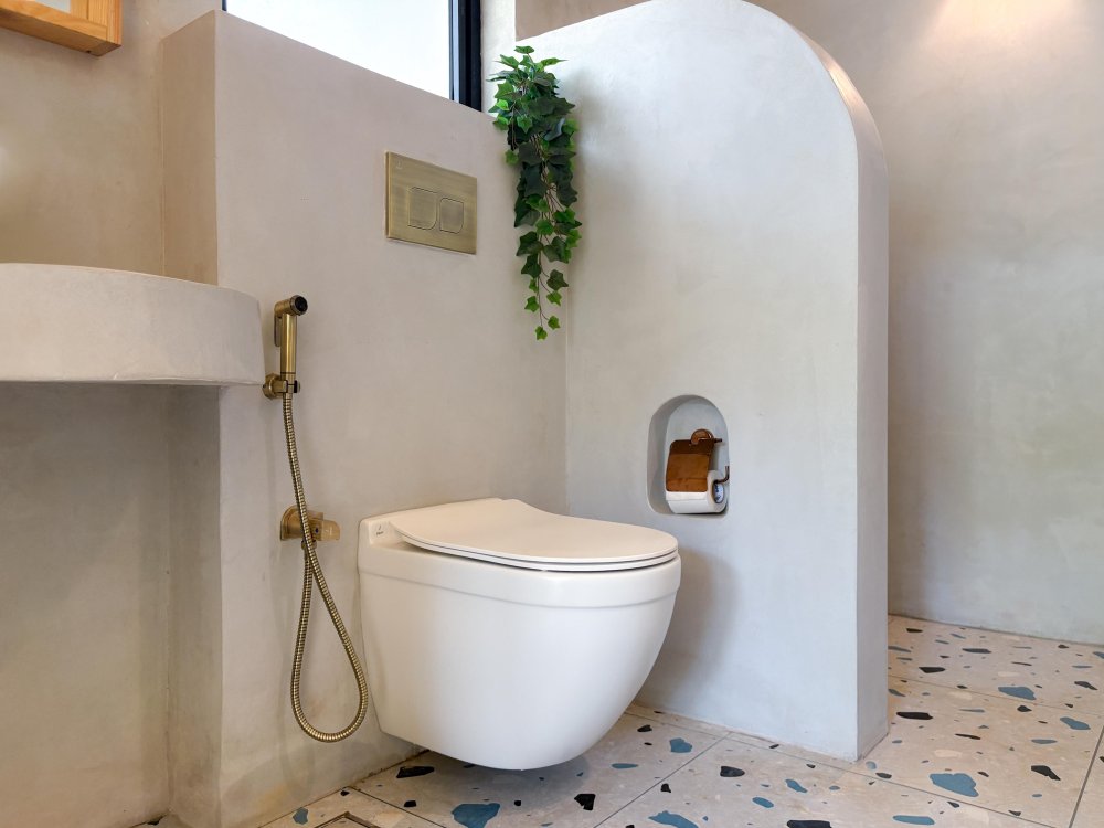 Bathroom amenities